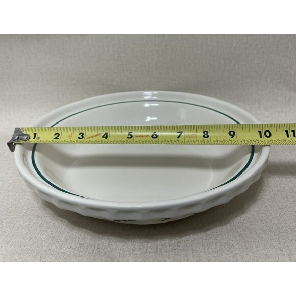 Longaberger Traditional Holly Pie Plate Christmas USA made 10 in - Picture 4 of 7